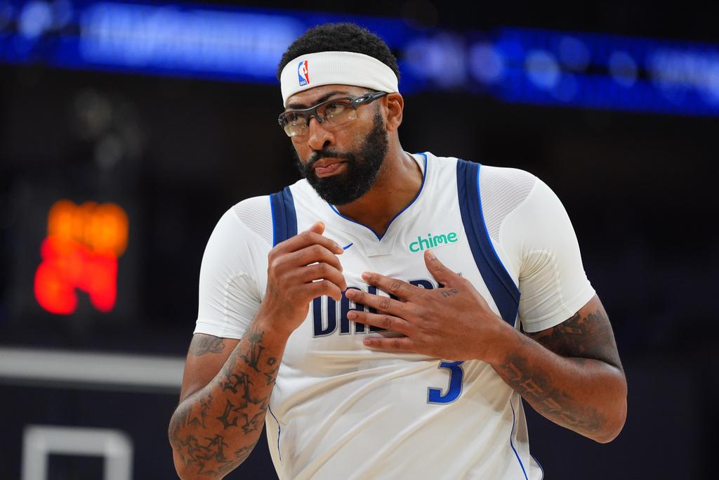 安東尼戴維斯(Anthony Davis)早前眼晴受傷,料會戴上護眼罩作賽。