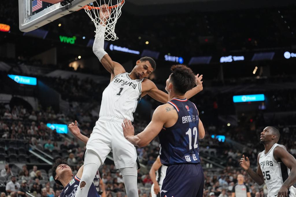 雲班耶馬(Victor Wembanyama)到少林寺練功後,球技能否更上一層樓?