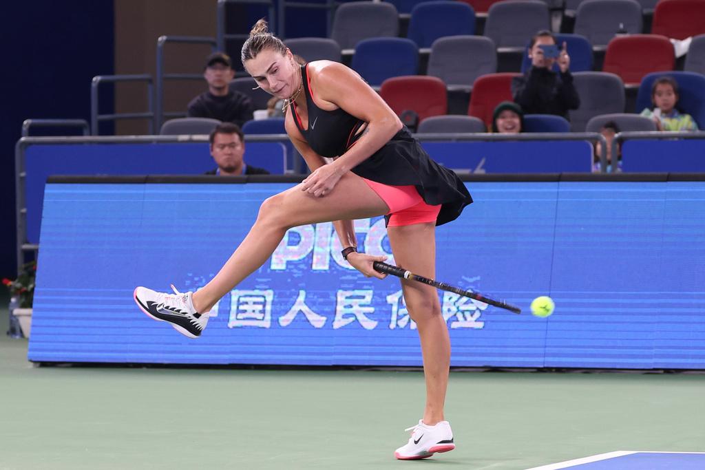 莎巴蘭卡(Aryna Sabalenka)打法充滿力量。