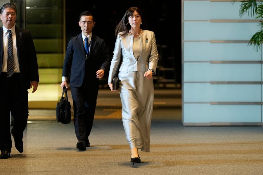 高市早苗政府最年輕閣員當過模特兒 穿高跟鞋近180cm氣場超強