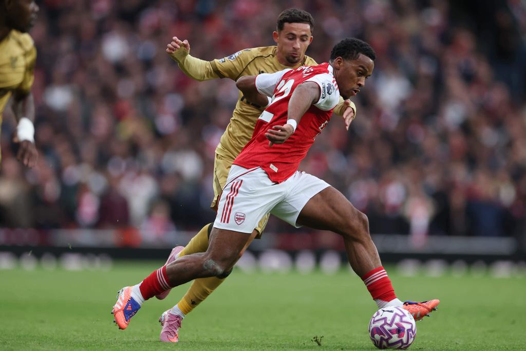 添巴今季正選機會比賓韋特(Ben White)多。