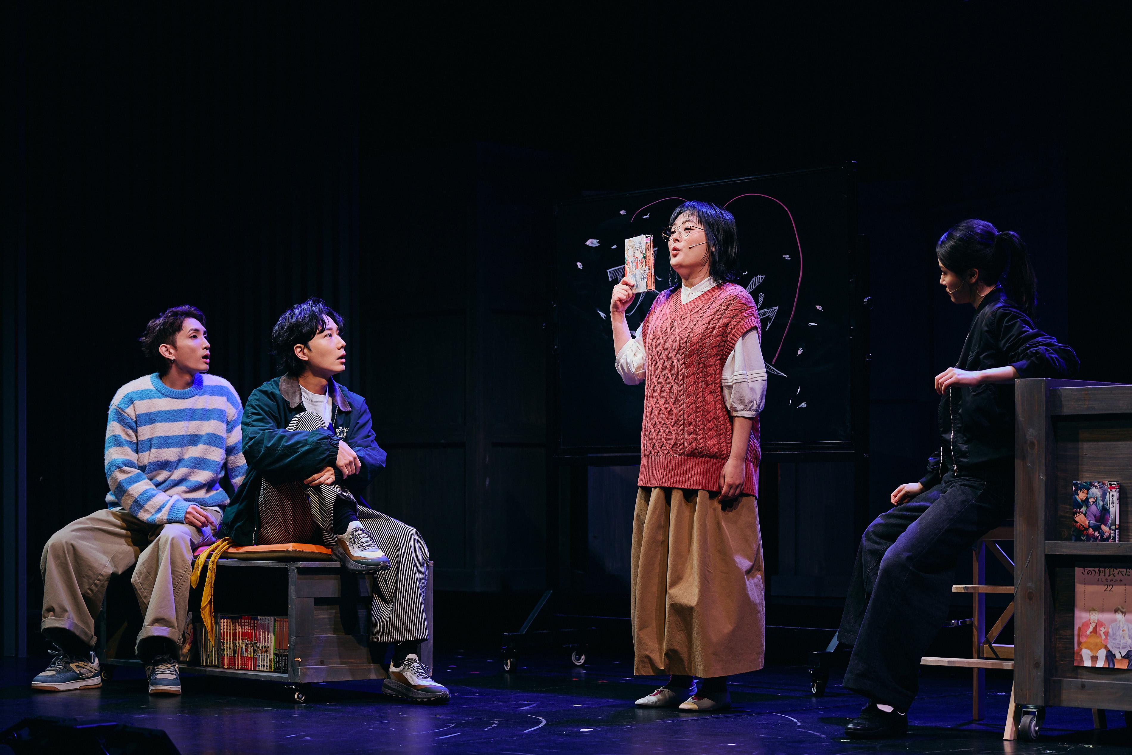 蔡瀚億BabyJohn和楊樂文Lokman合演舞台劇《我推的男子》,上演BL情節,Donut演腐女。