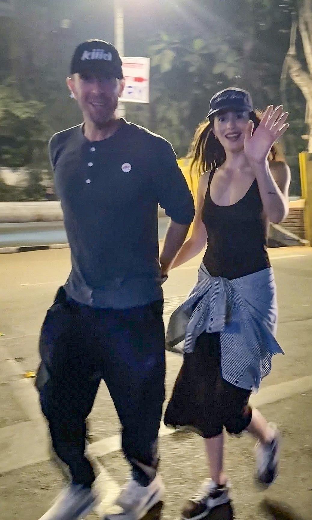 與Chris Martin與狄高達莊遜拍拖8年,今年6月分手。