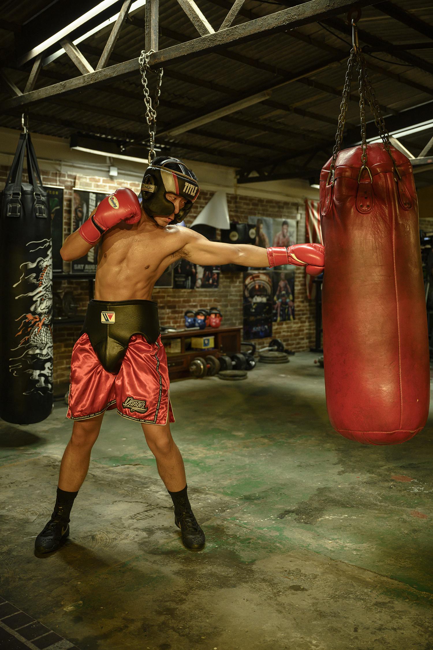 朱栢康以土炮方法操練,獲讚身形可媲美金球影帝基斯頓。