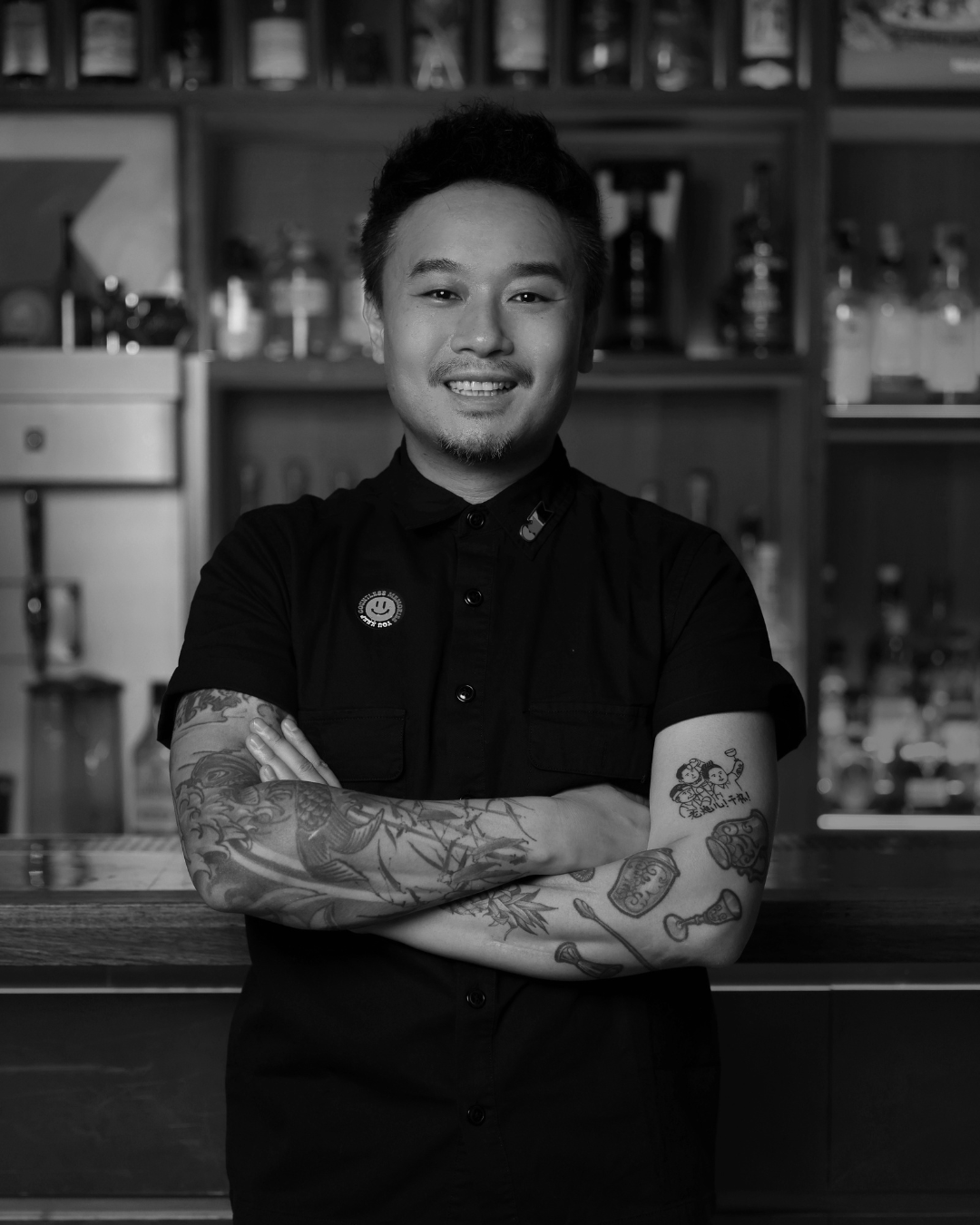 「亞洲50最佳酒吧2025」排名第16位、來自中國長沙的CMYK酒吧創始人Ethan Liu(劉明)擔任客席調酒師。