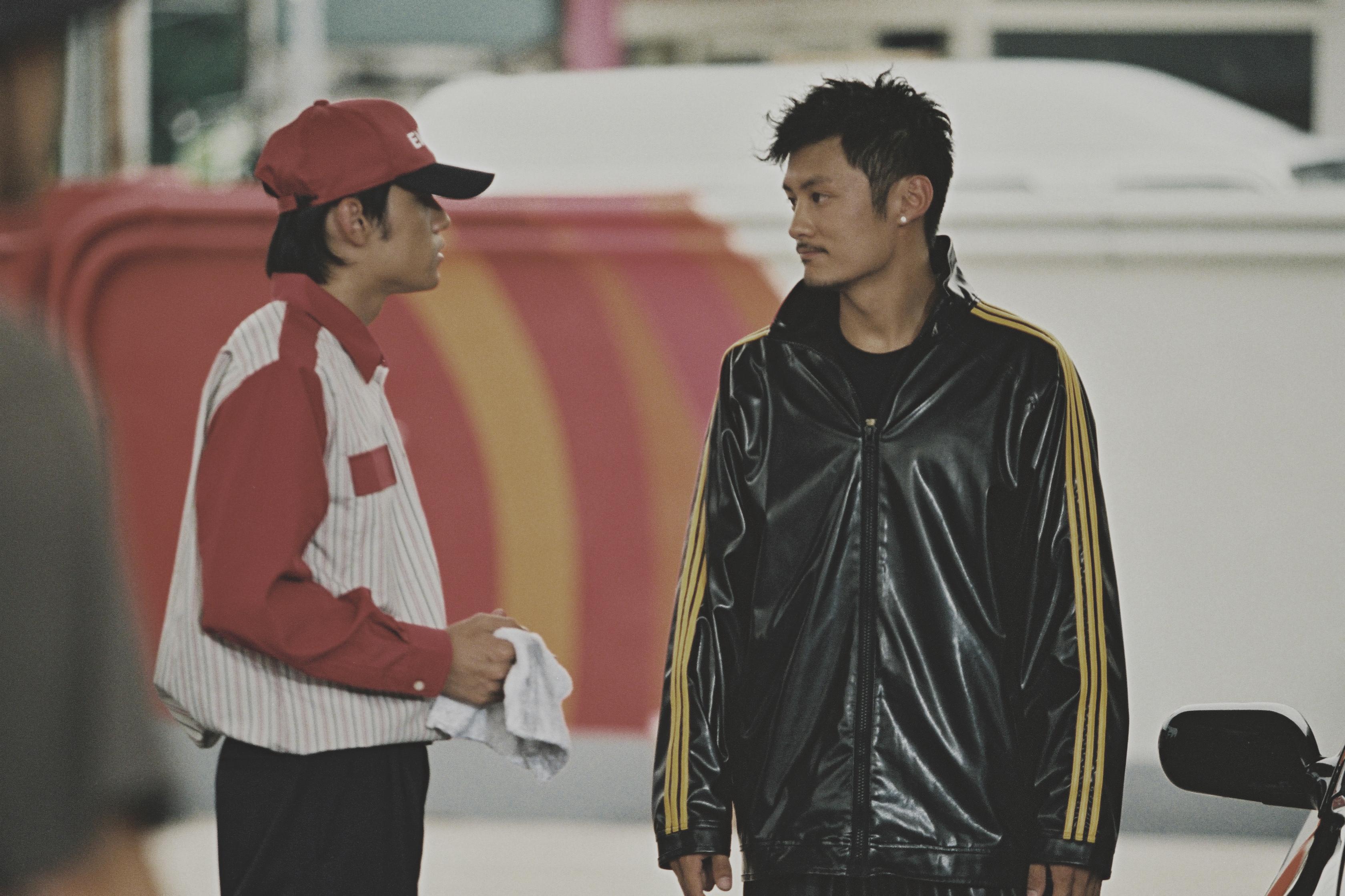 大會送出周杰倫戲中常戴的油站員工帽,還附加兩位導演的簽名。