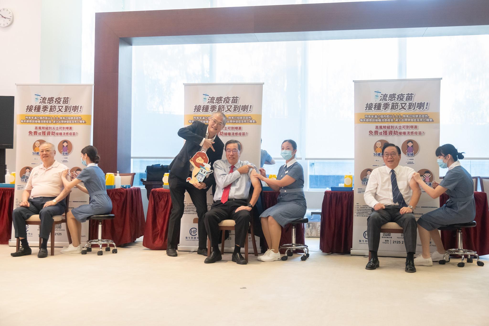 立法會安排議員接種流感疫苗及新冠疫苗加強劑