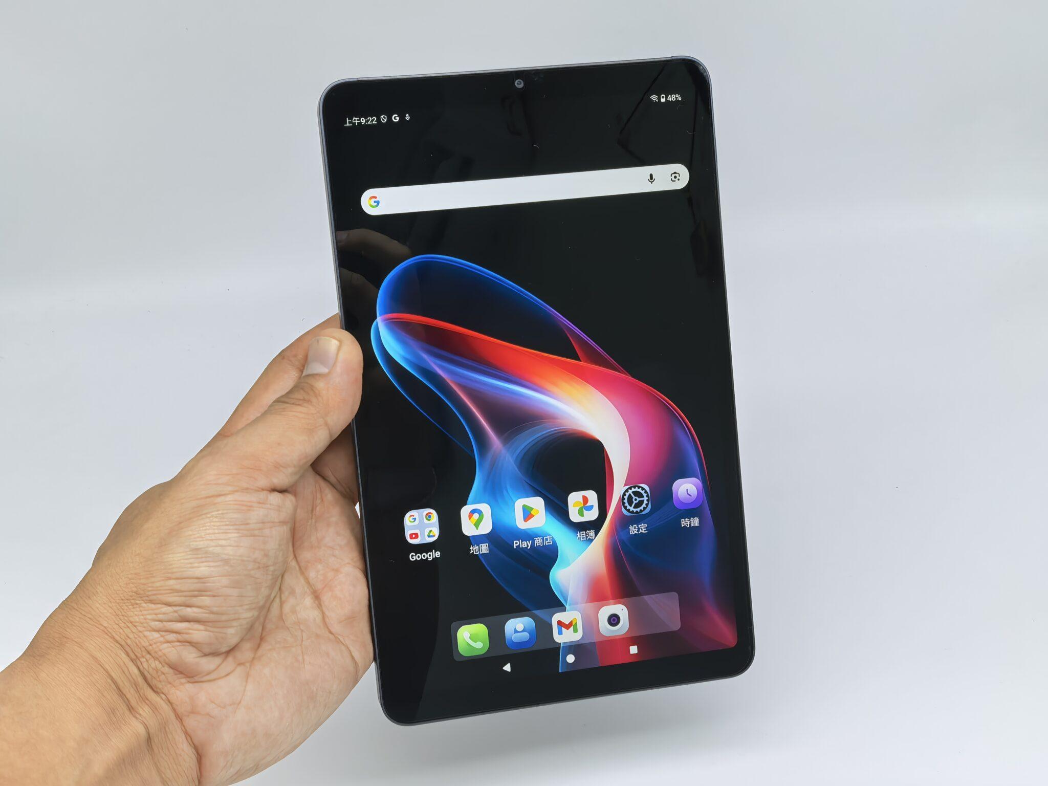 BNCF BPad Mini 迷你平板電腦機身厚度 7.6mm,重量約 320g