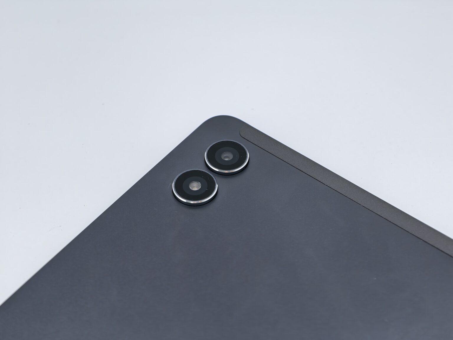 BNCF BPad Mini 迷你平板電腦供基本的拍攝功能,但已足夠應付日常記錄與視訊通話需求