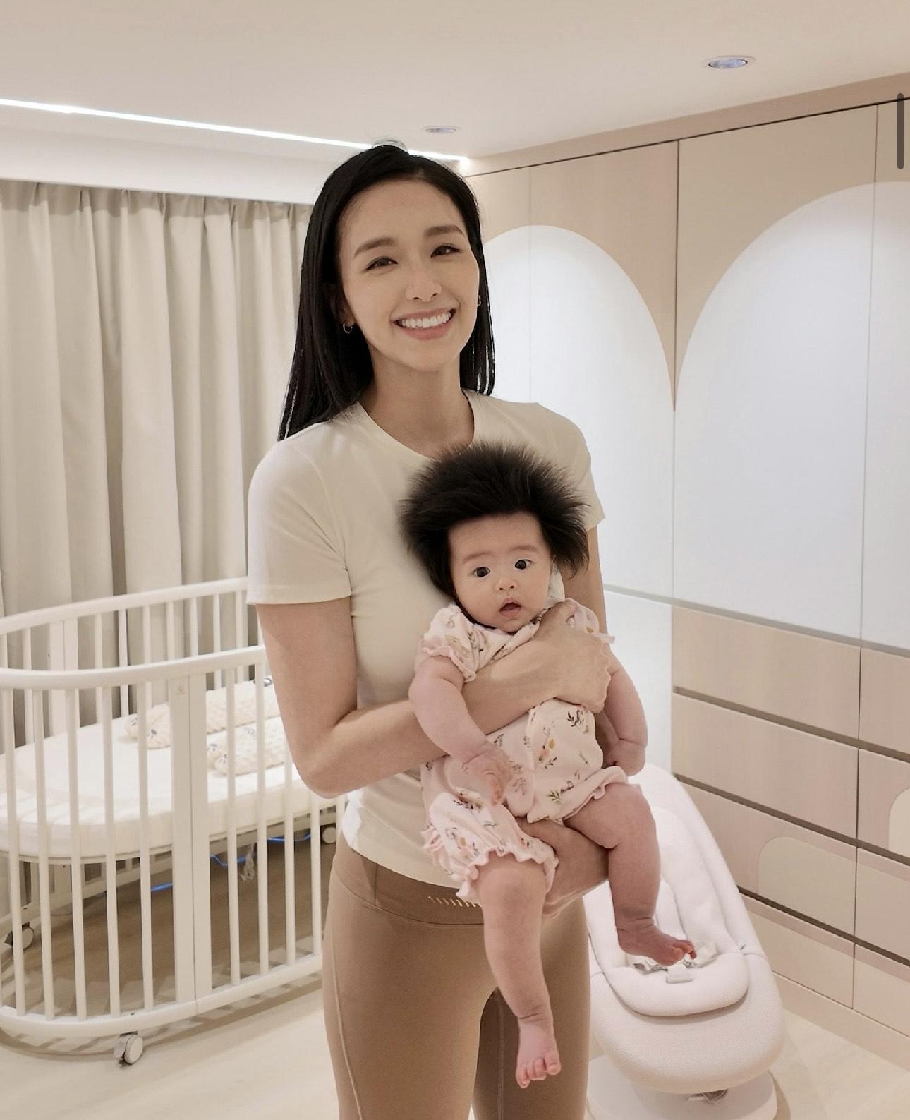 曾淑雅搬新屋進駐豪宅 。