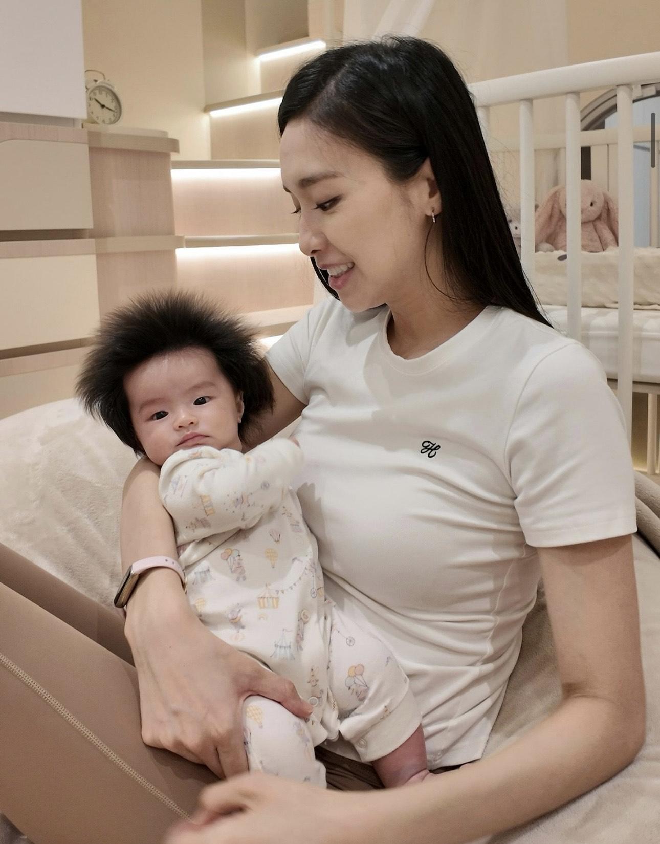 曾淑雅三個月囡囡髮型搶Fo,十足撒亞人。