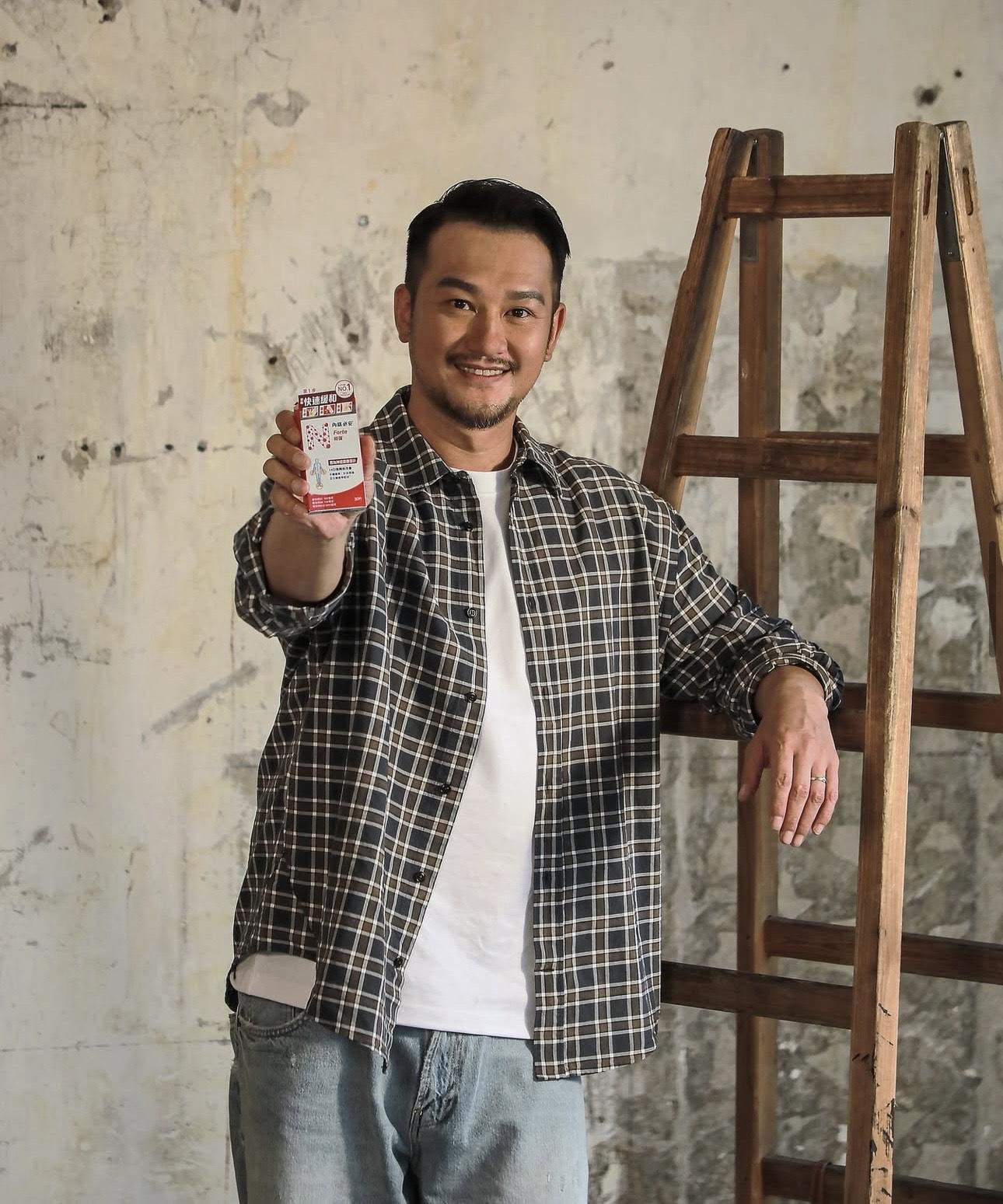 吳浩康曾跟胡定欣拍拖。