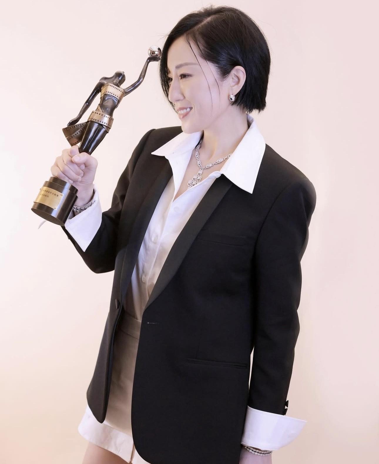 谷祖琳為圈外丈夫誕下兩名寶貝女。