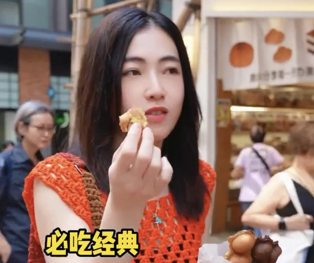 甘比拍片推介雞蛋仔店。