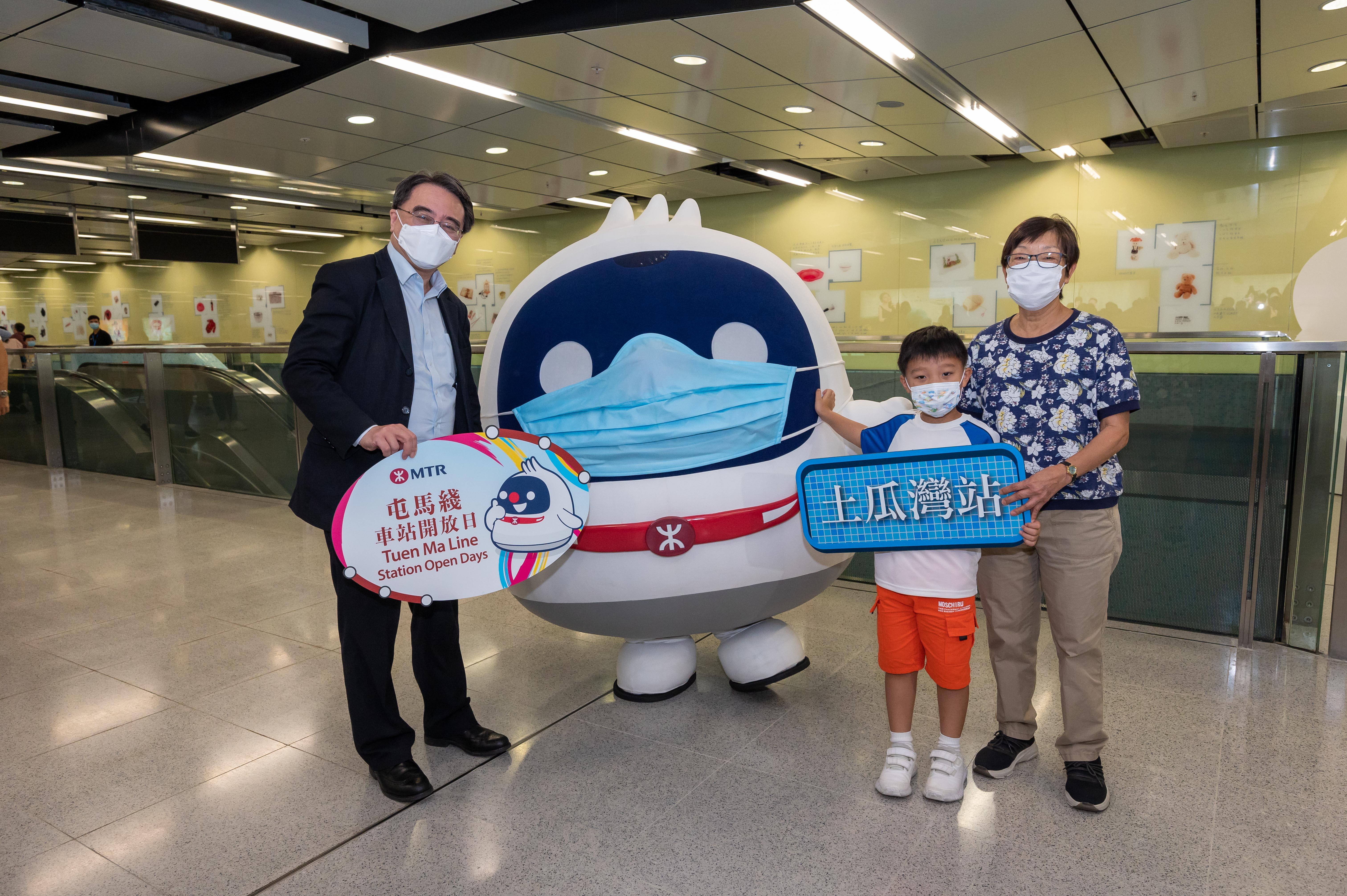 現任港鐵行政總裁金澤培將會接任主席,並獲委任為公司非執行董事。