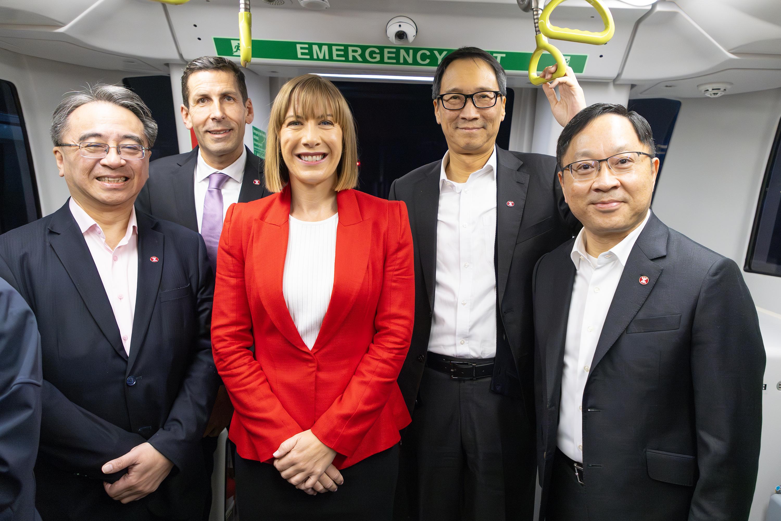 現任港鐵行政總裁金澤培將會接任主席,並獲委任為公司非執行董事。