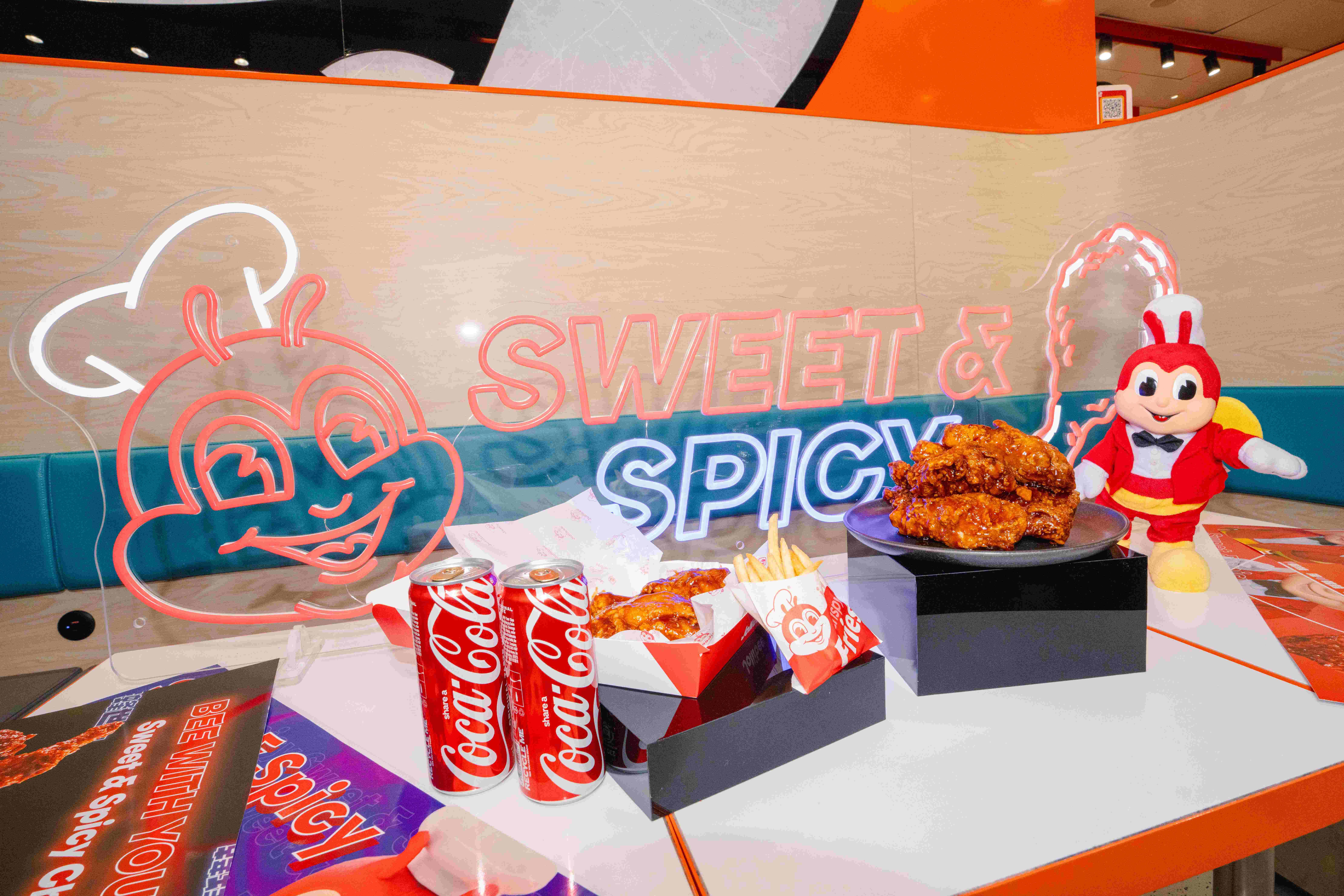 Jollibee快樂蜂期間限定 韓式甜辣雞全新登場