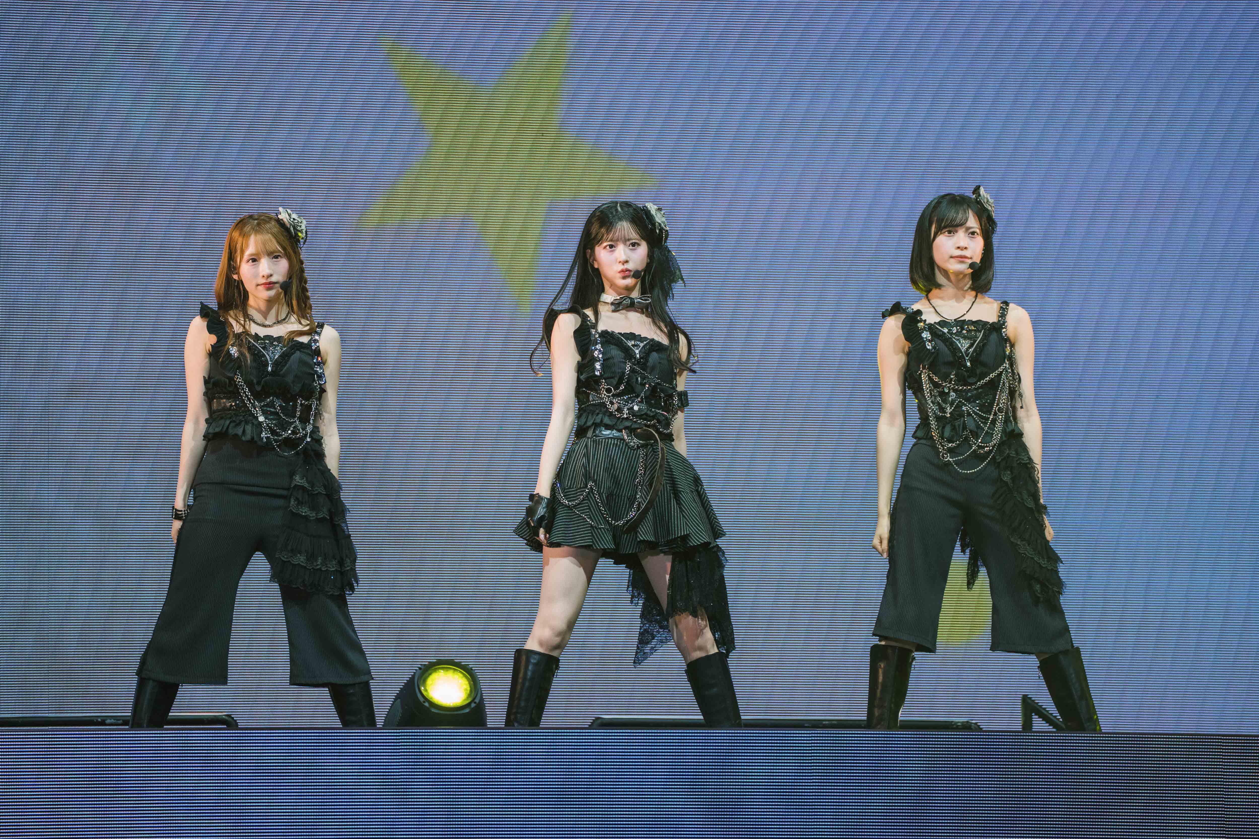 AKB48香港演唱會吸引4千名粉絲支持,現場氣氛熱烈。