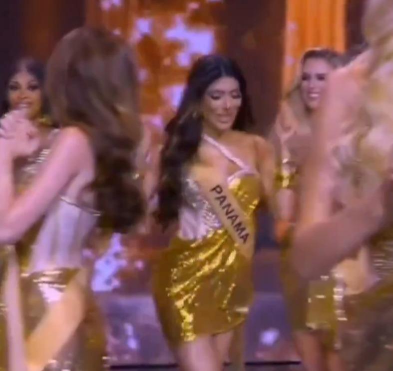 萬國小姐2025|巴拉圭佳麗Cecilia Romero走到舞台中央接受祝賀。