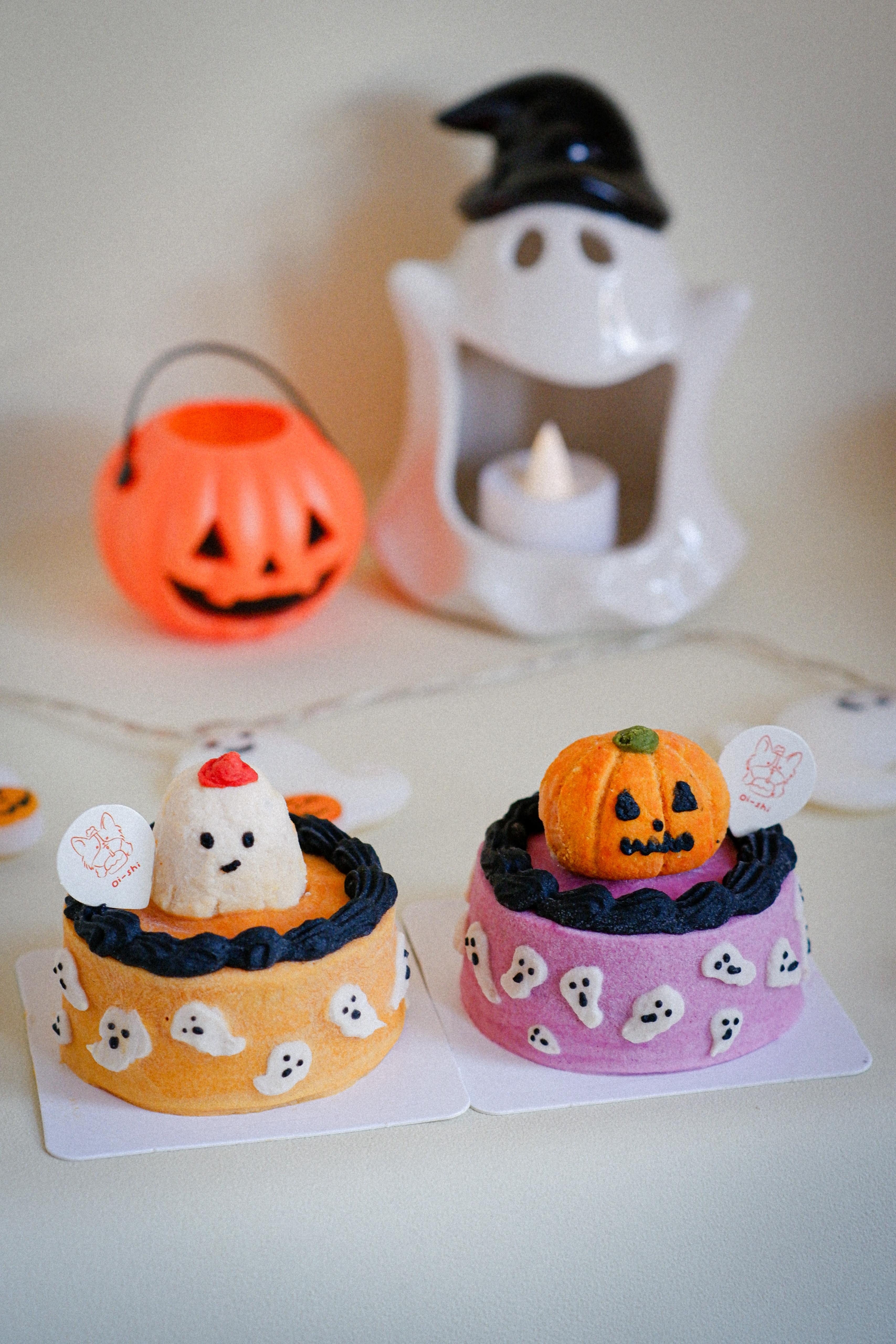 Oi-Shi Pet Bakery:專為毛孩打造健康可愛的慶祝甜點,他們深信每個毛孩參與的節日,都是值得紀念的時刻。蛋糕使用人類級食材,配方因應寵物體質調整。