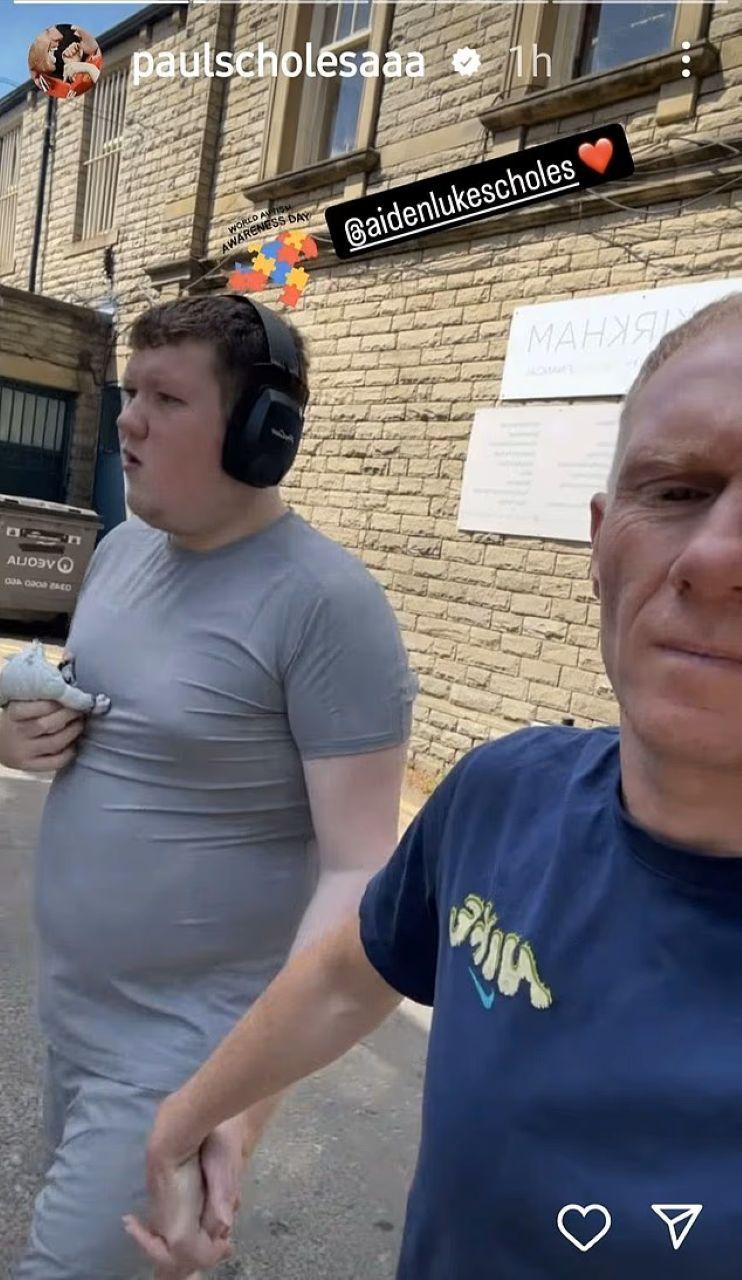 曼聯名宿史高斯(Paul Scholes)為了照顧患有嚴重自閉症的兒子 Aiden,決定停止足球評述的工作。