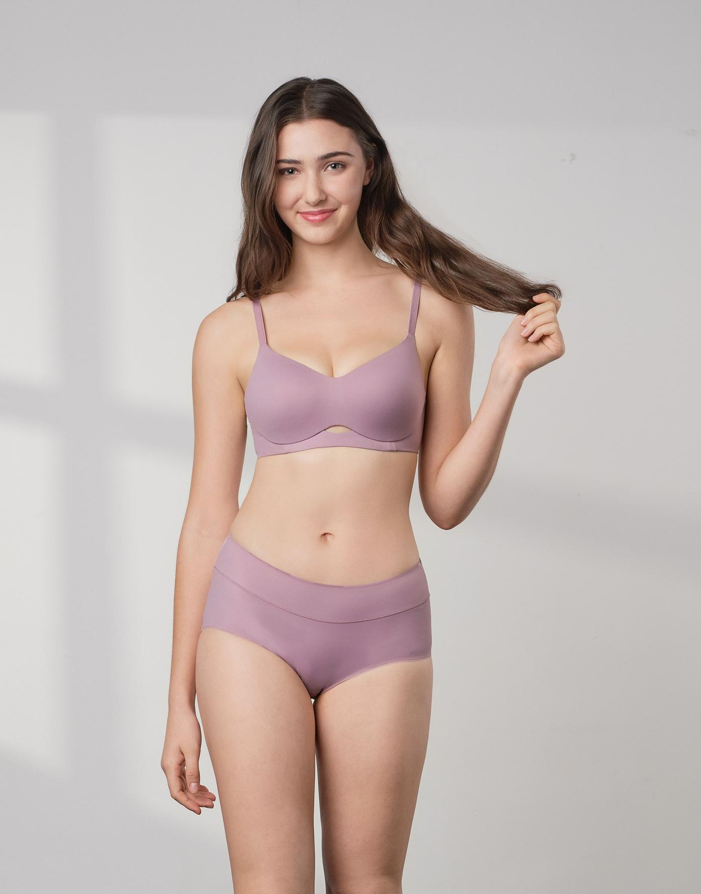 TP866 SIGNATURE W 形軟支撐薄墊無鋼圈胸圍