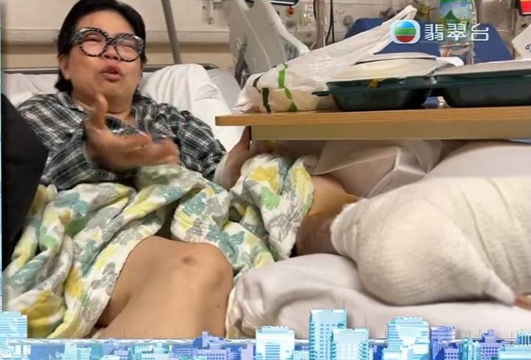 八両金前妻的左腳出現發黑的情況。