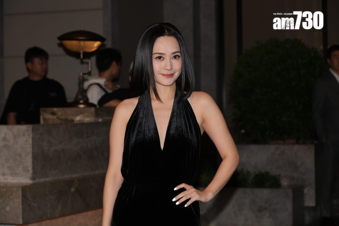 鍾欣潼與皇甫聖華戀情浮面 全身包到冚北京挽手行街