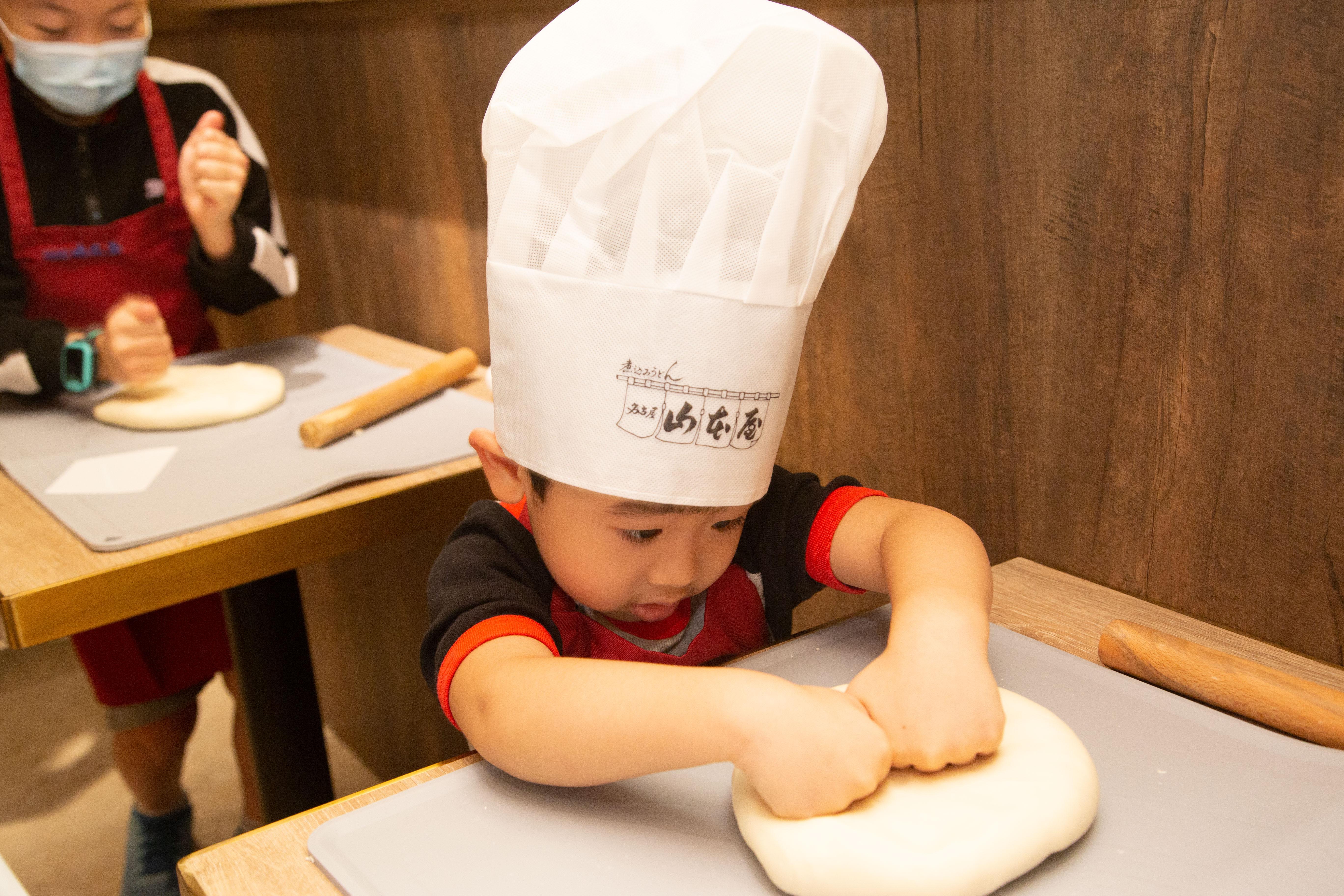 山本屋親子手打烏冬體驗工作坊