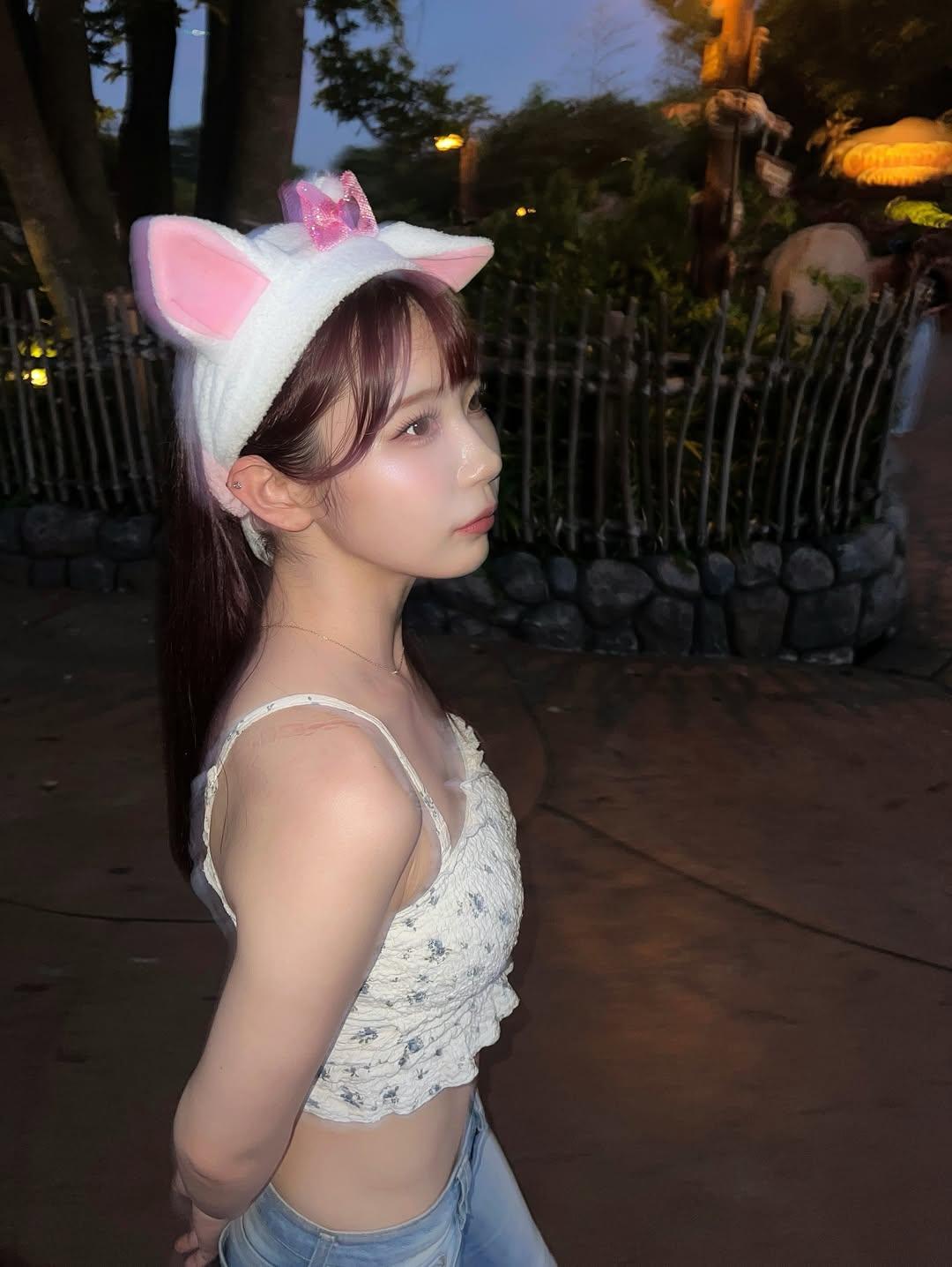 葵伊吹熱愛打籃球,被稱為「赤木晴子」真人版。