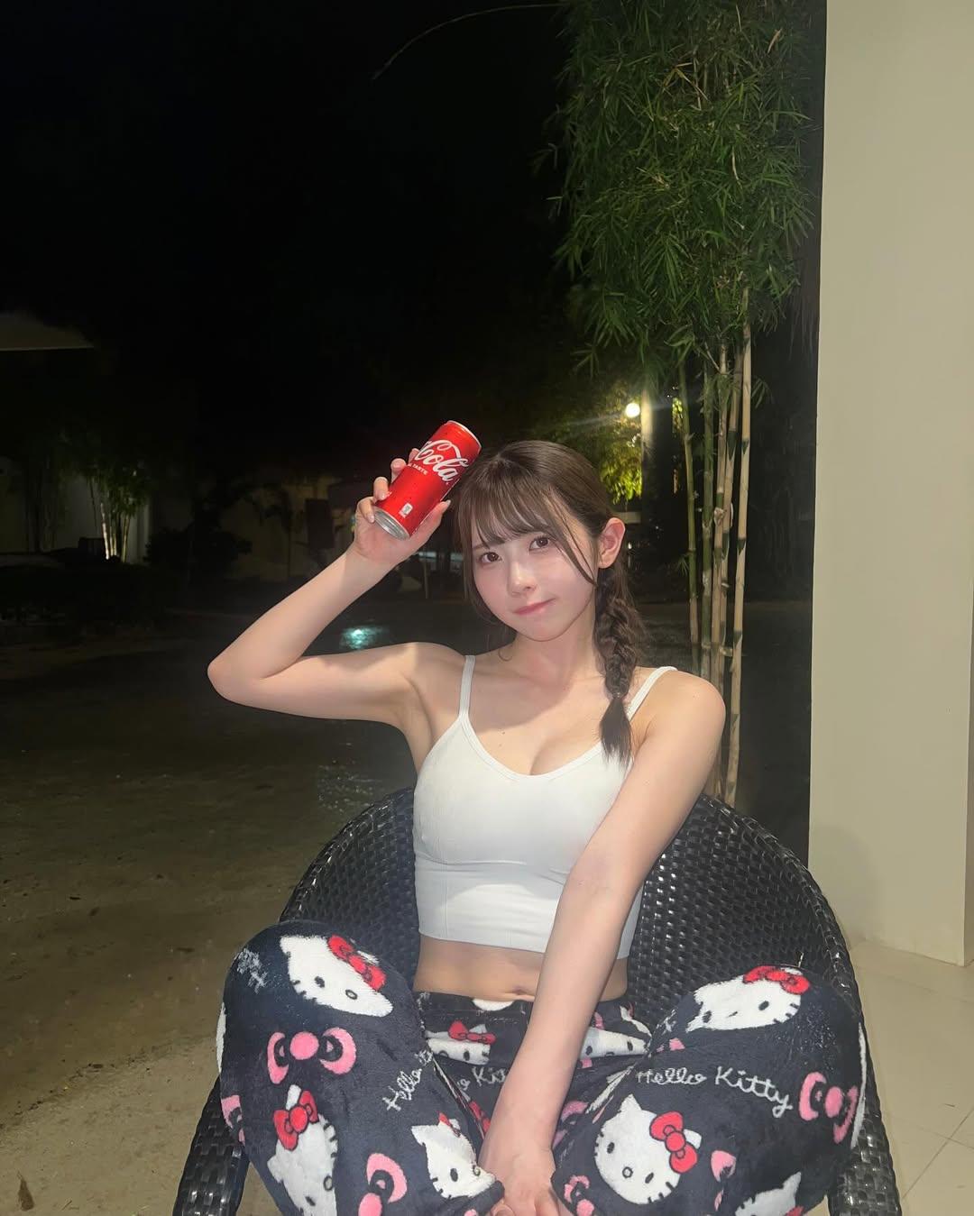 葵伊吹熱愛打籃球,被稱為「赤木晴子」真人版。