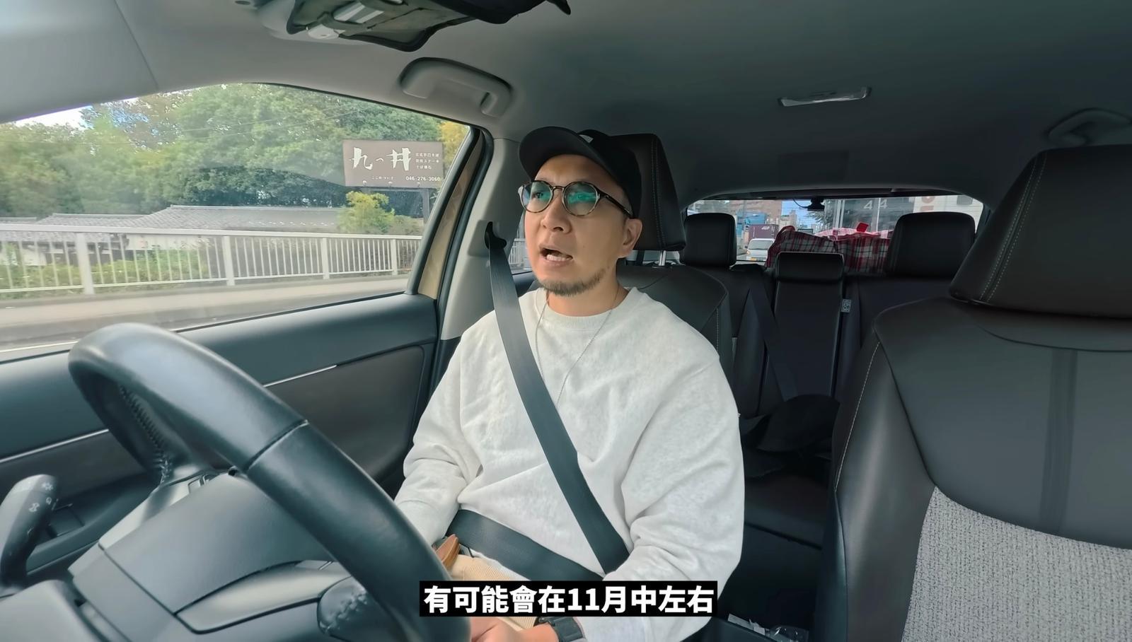 百萬YouTuber大J(Jason)在美國尋找代母生育計劃,有機會在11月放胚胎。(YouTube影片截圖)