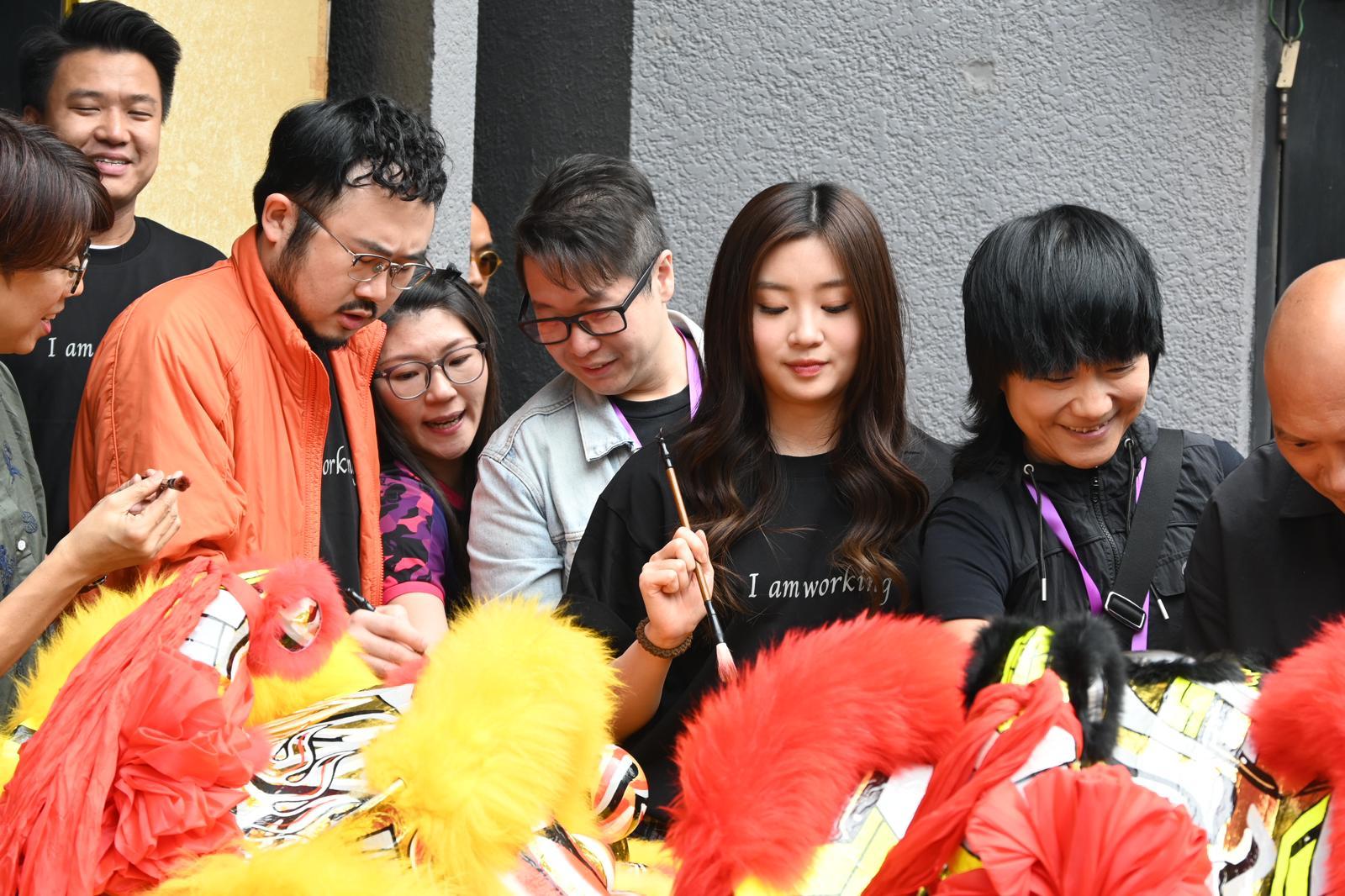 Candy懷疑自己陽氣過盛未遇到怪事,但就試過有一個星期排戲時大感頭痛、胃痛。 (娛樂組攝)