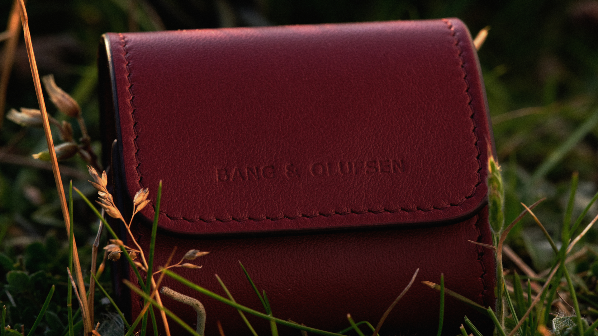 Bang & Olufsen Beo Grace可加購收納皮套。