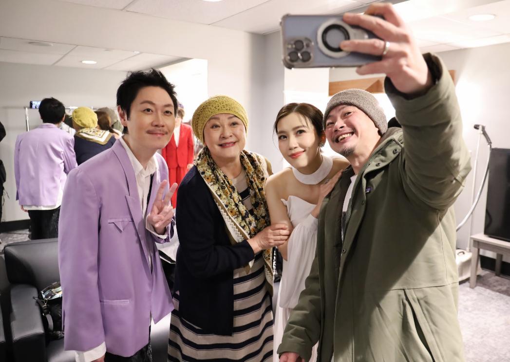 李思捷則表示同黃智雯合作感覺儼如兩兄妹