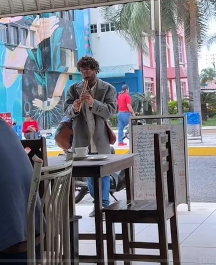 隆多尼奧正在秘魯流浪、遊歷。(互聯網)