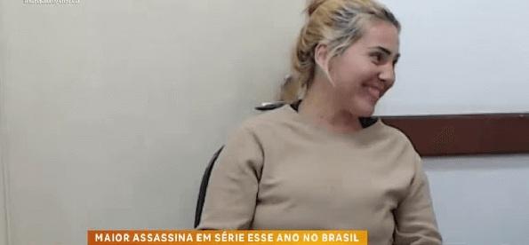 費爾南德斯被捕後面對傳媒。(互聯網)