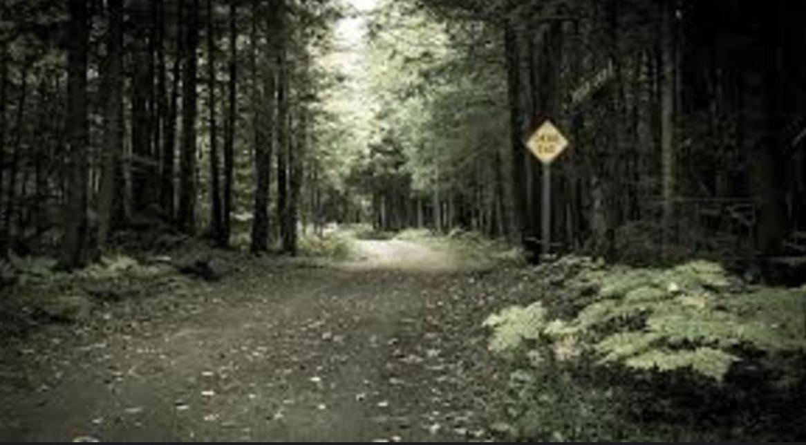 達德利鎮是美國最知名的「鬼鎮」之一,至今只剩下一些廢棄房屋。(互聯網)