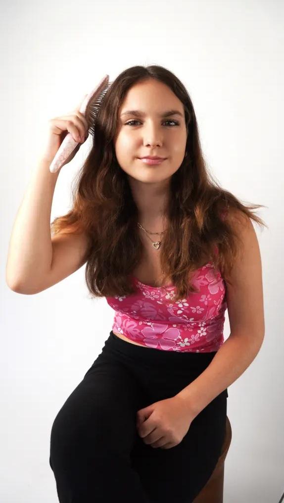 慘死的12歲少女澤姆菲拉。(互聯網)