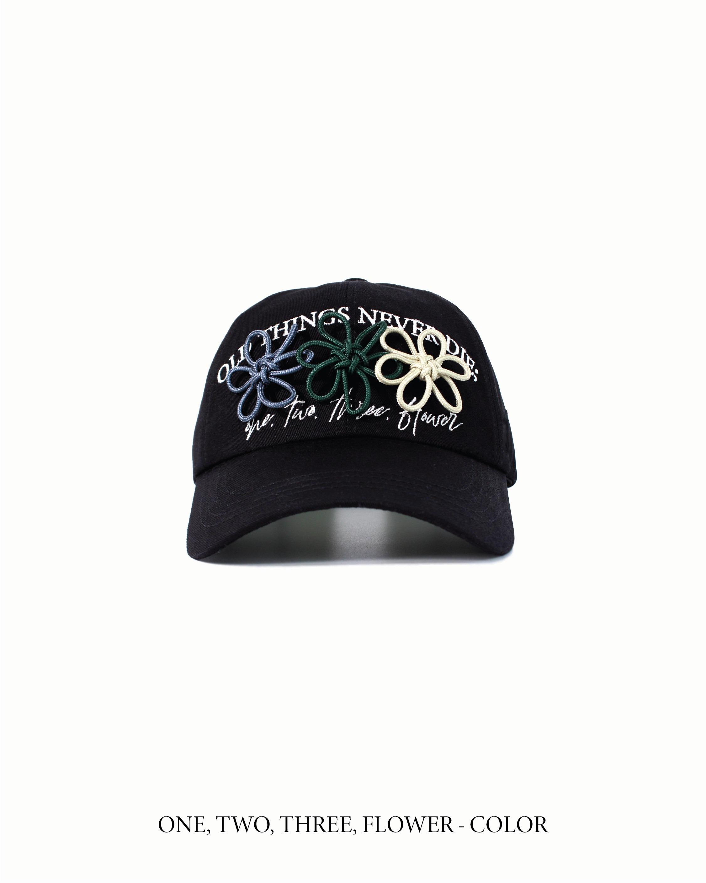 ONE, TWO, THREE, FLOWER KNOT CAP