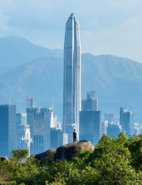 梅林山公園位於福田中心區北面,在深圳中軸線之上,山上視野開闊,能清楚看到深圳平安中心等深圳市中心景點。(圖片來源:中共深圳市福田區委宣傳部)