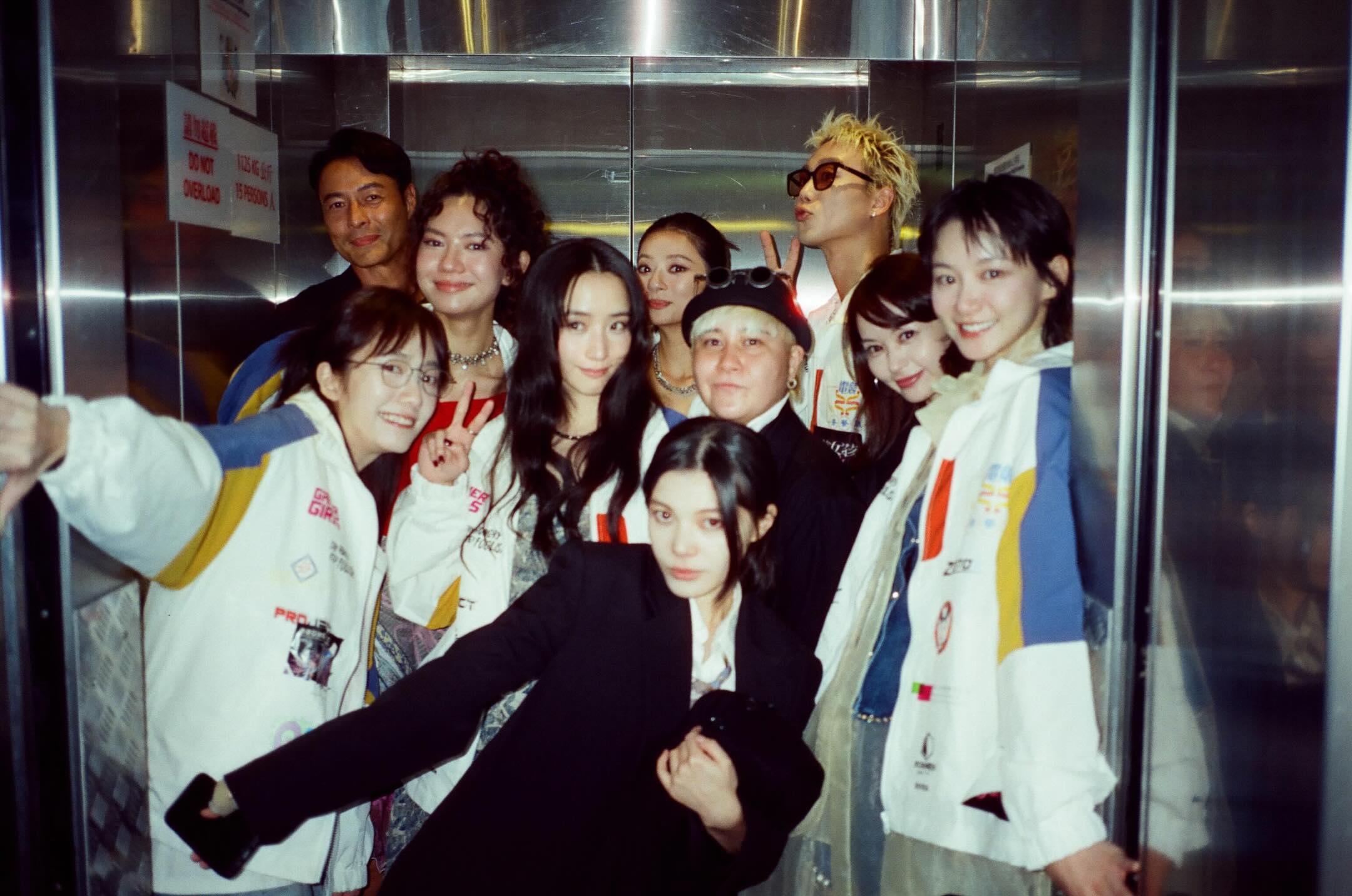 《電競女孩》導演白瑋琪、楊帆、演員袁澧林、郭爾君、張蔓莎、伍詠詩、吳家忻、陳宗澤、張達倫、服裝及美術設計劉君冬。