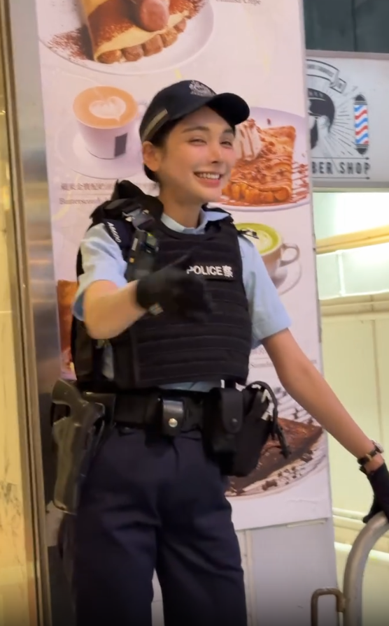 仙氣女警現身蘭桂坊(Threads影片截圖)