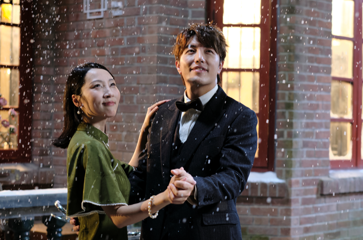 浚承更邀請到《中年好聲音3》的曹越擔任女主角。