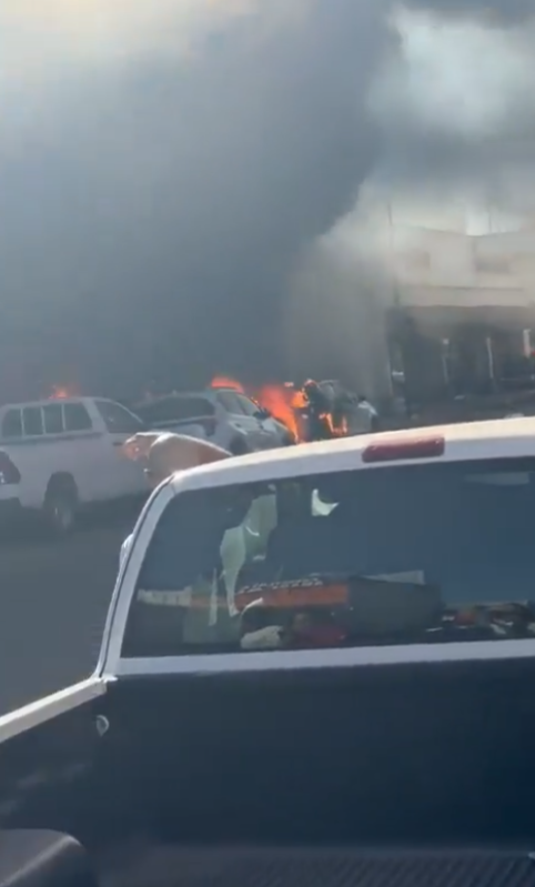 墨西哥超市爆炸起火釀23死11傷。