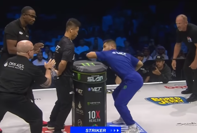 中國通背拳傳人「打耳光」大賽 遭摑3掌流鼻血翻白眼昏倒(有片)