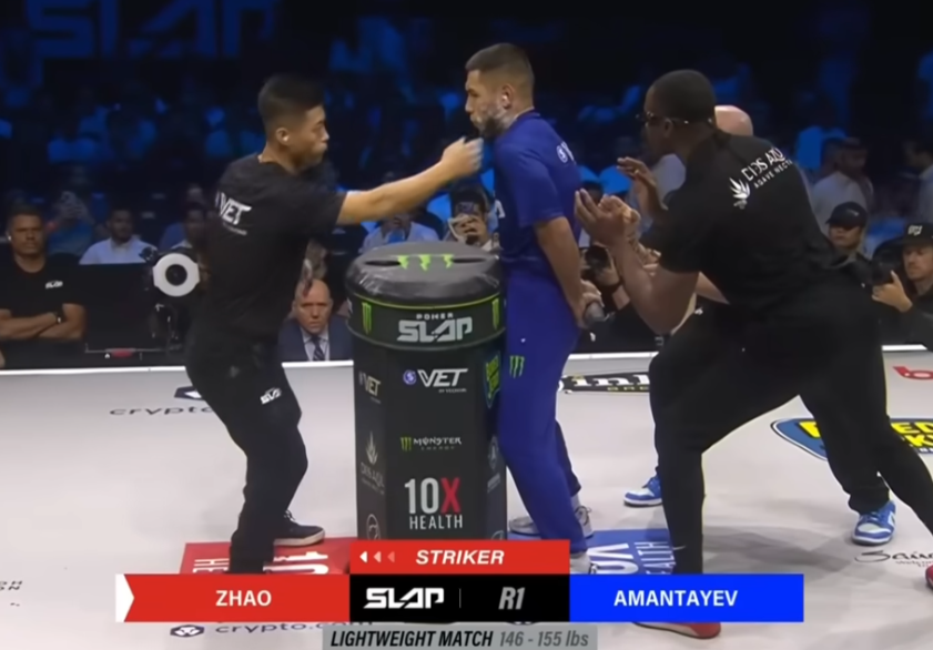 中國通背拳傳人「打耳光」大賽 遭摑3掌流鼻血翻白眼昏倒(有片)