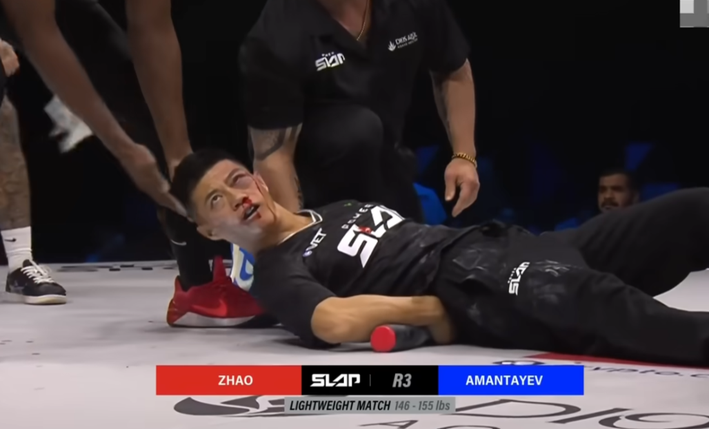 中國通背拳傳人「打耳光」大賽 遭摑3掌流鼻血翻白眼昏倒(有片)