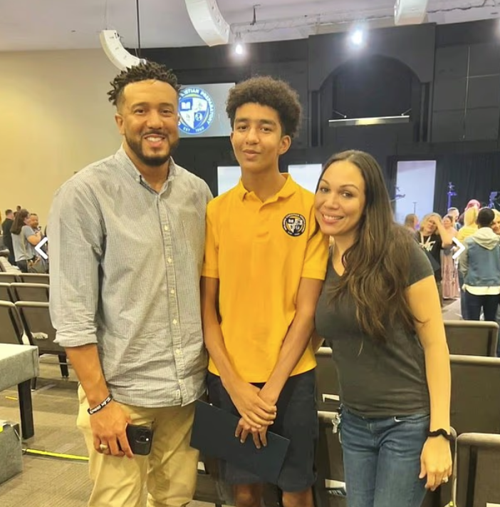 塞策三世與家人。(互聯網)