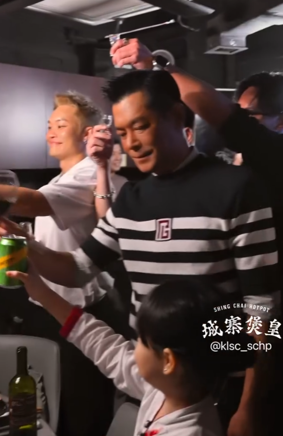 尖沙咀火鍋店「城寨煲皇」將在明年2月中結業,《九龍城寨之圍城》演員古天樂、林峯、任賢齊、劉俊謙、伍允龍等亦曾光顧。(城寨煲皇ig)